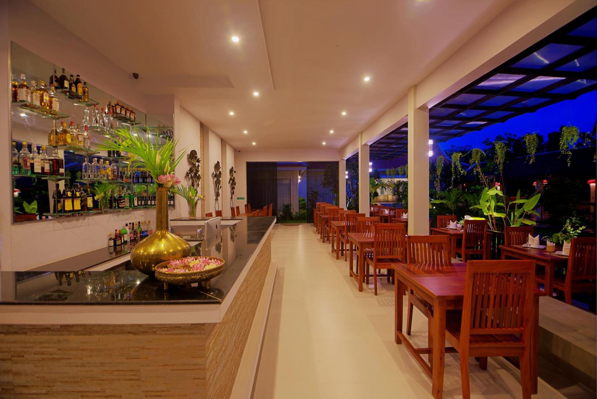 New Riverside Hotel Σιέμ Ρέαπ Εξωτερικό φωτογραφία